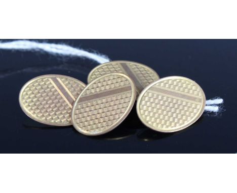A pair of 9ct gold engine turned cufflinks, 4.3g