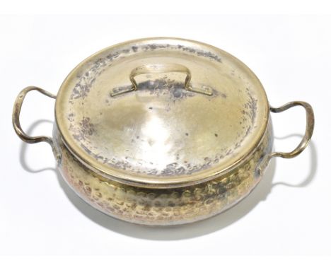 A Continental 900 standard silver twin handled dish and cover with hammered finish, diameter 14.5cm, 11ozt/354g.Additional In