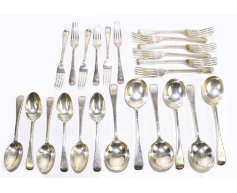 GOLDSMITHS &amp; SILVERSMITHS CO; a hallmarked silver suite of Old English and feathered silver flatware, comprising,&nbsp;si