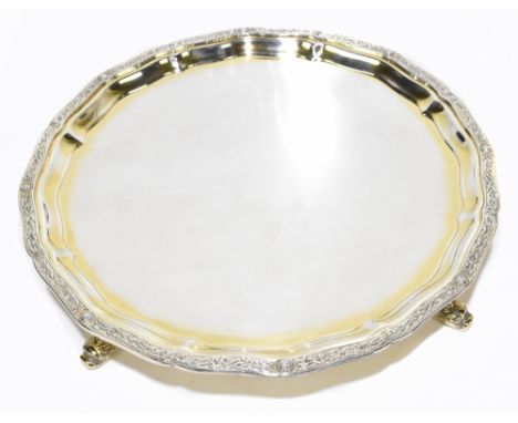 MAPPIN &amp; WEBB; an Elizabeth II hallmarked silver waiter with applied cast edge with Celtic knot style decoration, raised 