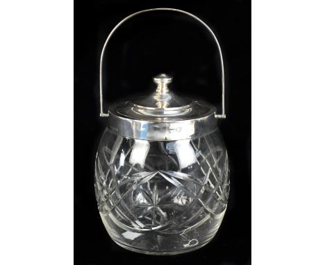 An Edwardian silver mounted cut glass biscuit barrel and cover, Birmingham 1902, height 16cm.Additional InformationThe lid wi