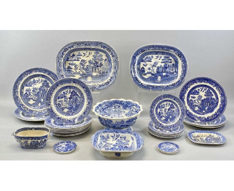 A MIXED GROUP OF BLUE & WHITE TRANSFER DECORATED CERAMICS (19th century and later), including willow pattern oval meat plate 