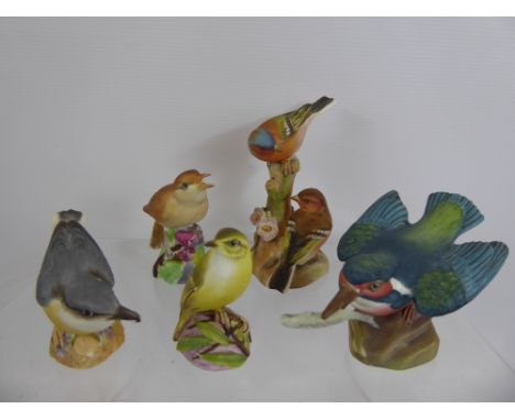 Royal Worcester Porcelain Birds, including 'Nightingale', 'Chaffinches', 'Kingfisher', 'Woodwarbler', 'Nuthatch'. (5)