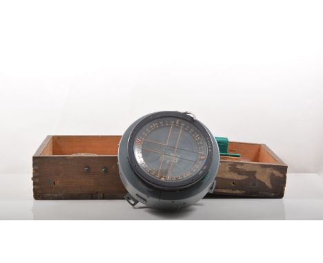 Air Ministry compass type P4A, reference 6A/1276, diameter 19cm and two other Navigators compasses type PI2 and PS, (3).