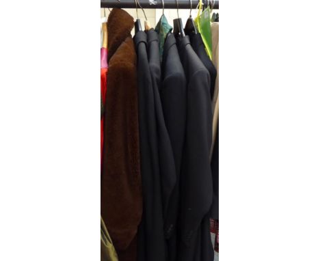 Gentleman's clothing including tails, white tie, cloak, alpaca coat, velvet smoking jacket, academic gowns and hoods, Oxford 