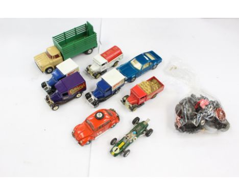 Collection of diecast vehicles including Corgi Oldsmobile, VW Beetle, Beast Carrier and Lotus (1 bag)
