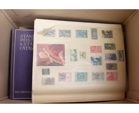 Globe Trotter stamp album, hundreds of stamps, Rapkin popular album loose leaf album, four loose sheets, Vatican, SAAR, Somal