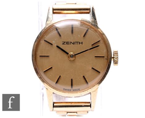 A 9ct hallmarked lady's Zenith wrist watch, batons to a champagne dial to a 9ct bracelet, total weight 13g.