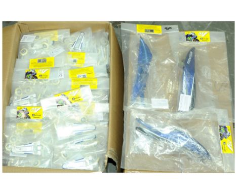 DeAgostini 1/4 Yamaha YZR-M1 Valentino Rossi. Monthly Part Build Model. No.82 Rear Upper Fairing &amp; Paddock Stand Wheels, 