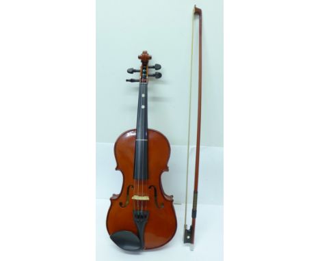 A The Stentor Student II violin, with case and bow, 31cm back 