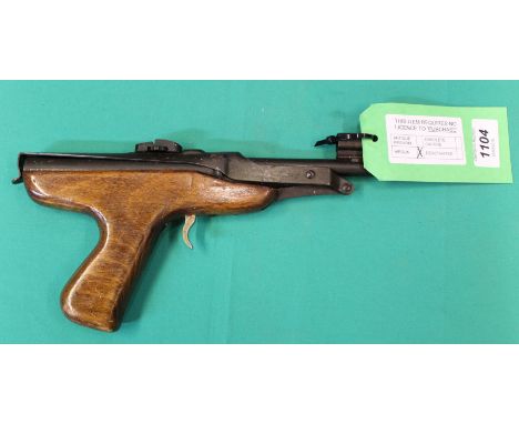 A Mk IV Diana .177 air pistol, as a post 1939 air weapon the restrictions of the Crime Reduction Act apply to the sale and de