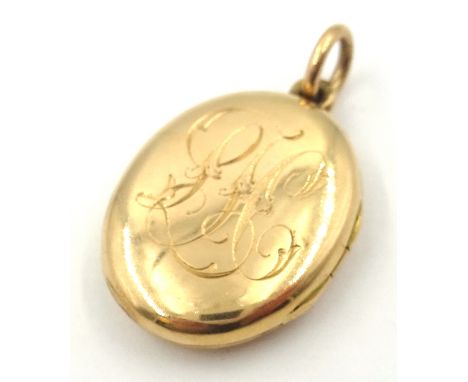 Rose gold pendant locket tested 14ct Condition Report Appeox 4.9gm (excluding glass etc and inserts), length = 3cmClick here 