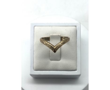 A 9ct yellow gold wishbone ring,size R,1.5 grams in weight approx