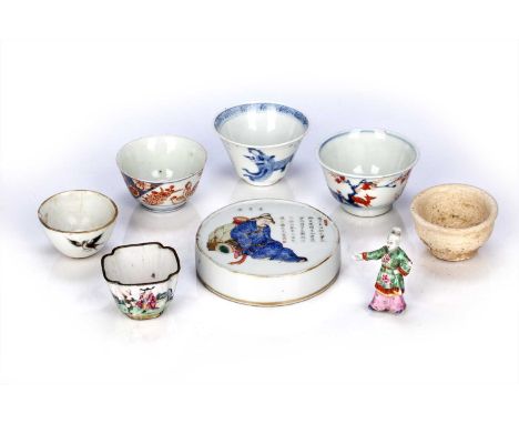 Small group of ceramicsChinese, 18th Century and laterto include a blue and white tea bowl decorated with a boy at play, four