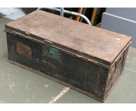 A tin travel trunk, 77x37x30cm 