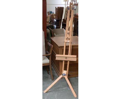 A Winsor &amp; Newton floorstanding easel 