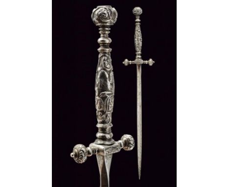 dating: 17th Century provenance: Italy, Straight blade of square section. Iron quillon with straight quillons, with tapered, 