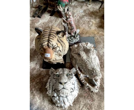 A Julian Collection resin model, of a Cheetah and her cub;  a resin tiger;  others, crocodile;  etcThis lot must be collected