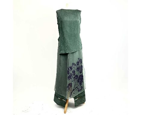 Veronika Maine of Australia 100% green silk blouse and skirt, size 8. skirt, size 10 blouse.