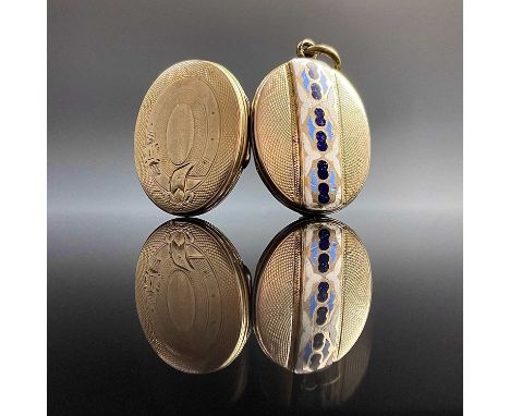 A 9ct gold (tested) engine turned and enamel locket, 27 x 24mm, weight 5.8g.