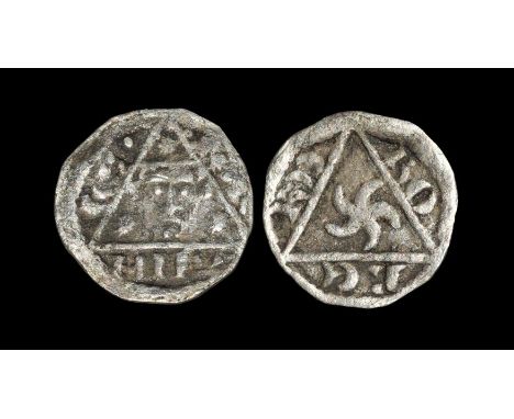 1207-1211 AD. Third 'Rex' coinage. Obv: facing bust with star each side within triangle with .IOH ANR EX. legend. Rev: whorle