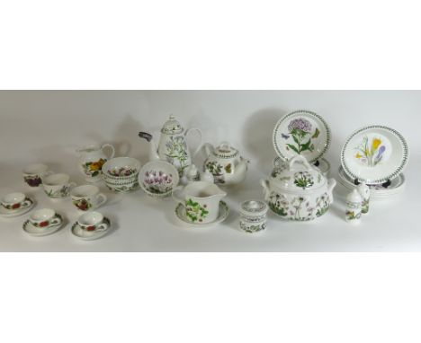 Portmeirion pottery large collection of The Botanic Garden dinner, tea and coffee ware by Susan Williams-Ellis comprising tur