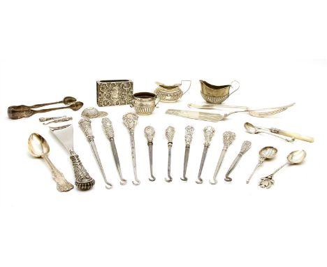 A mixed lot of variously hallmarked silver items, to include an Elizabeth 11 jockey cup caddy spoon, Francis Howard Ltd, Shef