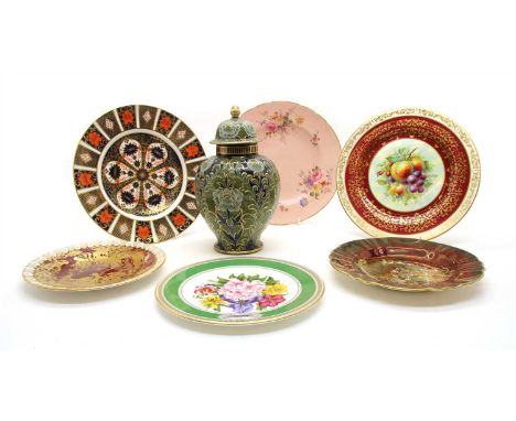 A collection of ceramic plates, to include Royal Crown Derby Imari, further Derby examples, Hammersley, Carltonware, etc, tog