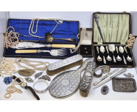 A mixed lot of silverware and costume jewellery, to include; a silver engine turned belt form bangle, by Charles Horner, Ches