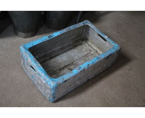 An alloy riveted fish tray / planter