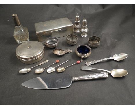 A quantity of silver items including cigarette box, salts, pepperettes caddy spoon, been spoon etc