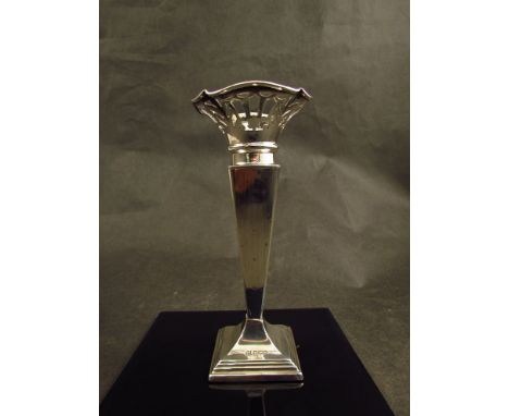 A James Deakin & Sons silver bud vase with pierced rim, faceted body with engine turned detail, weighted base, 16.5cm tall, S