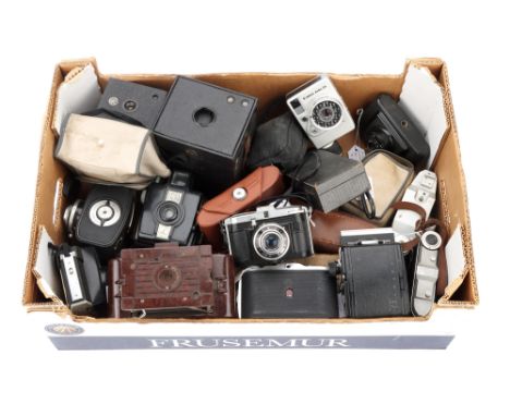 A Mixed Selection of Caemeras, to include a Canon Dial 35, a Reginor Serie II, a Ferrania Ibis 34, a No.3 Brownie Camera, a H