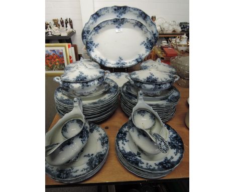 A large part tea and dinner service by Alfred Meakin in the Harvard design