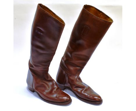 A PAIR OF GENT'S BROWN LEATHER HUNTING BOOTS size 11