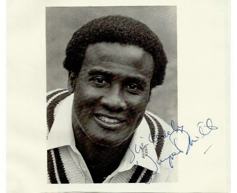 Middlesex Overseas Cricket Legends collection 21 top cricket names signed on cards, magazine photos light fixed to white page