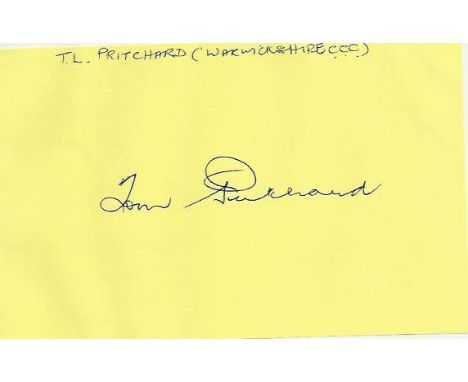 Warwickshire Overseas Cricket Legends collection 27 top cricket names signed on cards, magazine photos light fixed to white p
