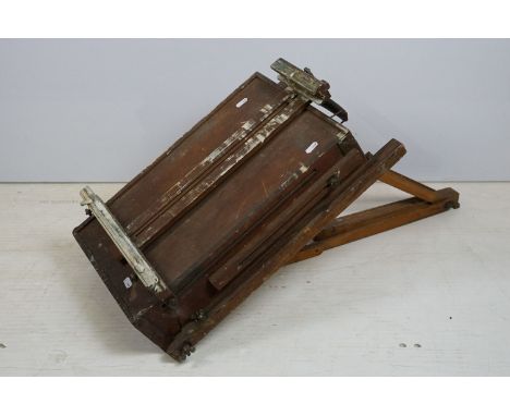 An early to mid 20th century wooden artists travel easel.