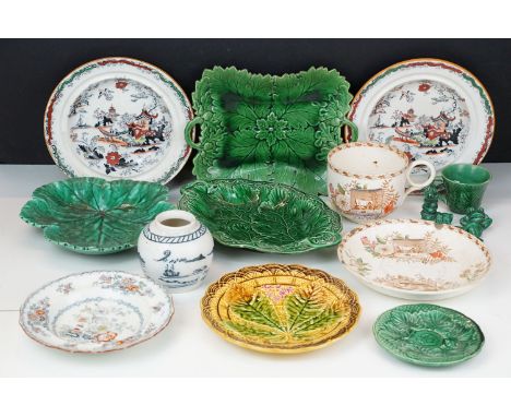 Mixed early 20th century ceramics to include majolica leaf plates in various sizes and cup, one Wedgwood example, Ashworth Br