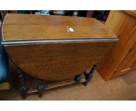 Oak gate leg table 