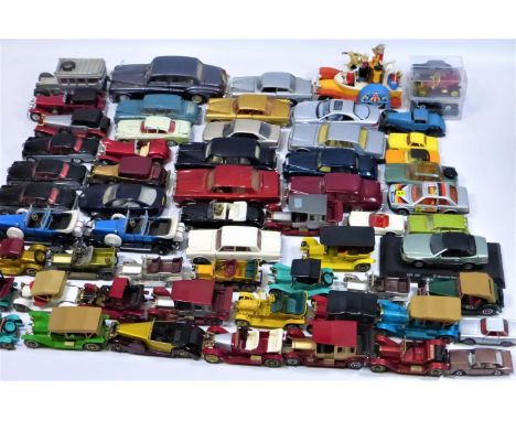 A MODEL ASSORTMENT. Manly 1:42nd scale, various conditions and manufacturers. Approximately 60 models. A/F 