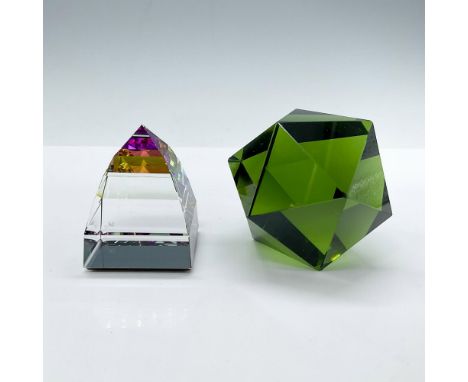 This crystal duo includes: Swarovski facetted iridescent crystal prism, exhibits a spectrum hues that change with the light a