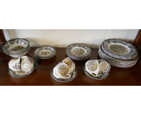 Part Dinner service - Palissy Game Series by Royal Worcester