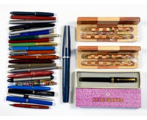 MISCELLANEOUS VINTAGE AND MODERN PENS