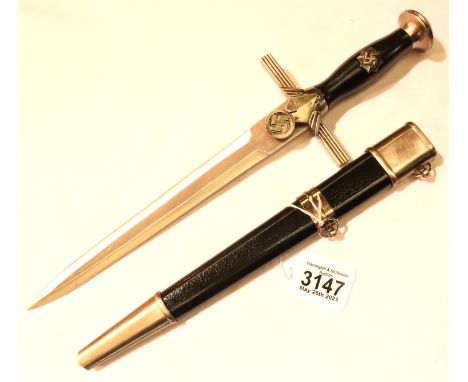 German Third Reich RLB ceremonial dagger with metal mounted scabbard and domed pommel.  P&amp;P Group 2 (£18+VAT for the firs