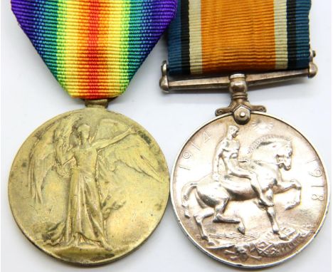 33519 PTE J LUCAS R BIRKS R, a British WWI Royal Berkshire Regiment medal pair comprising BWM and Victory medal, with printed