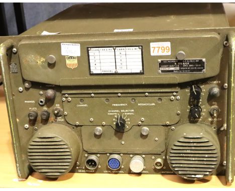 US Military WWII or later VHF receiver, model R-278 B/GR. Not available for in-house P&amp;P, contact Paul O'Hea at Mailboxes
