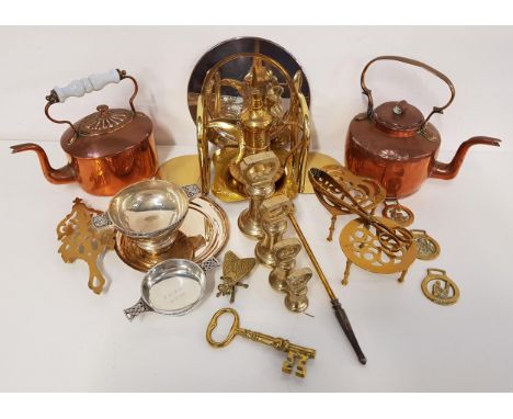 SELECTION OF BRASS AND OTHER METALWAREincluding two range kettles, horse brasses, trivets, fire tools, quaichs, weights and o