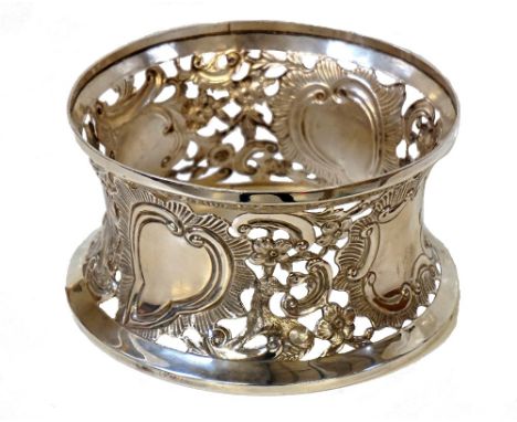 IRISH SILVER POTATO RINGthe pierced design decorated with a Chinese style figure, animals, flowers and scrolled cartouches, s