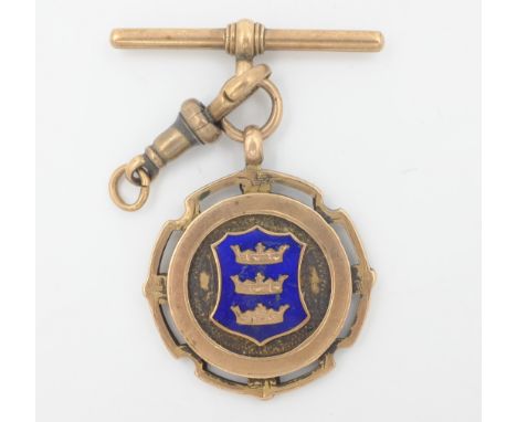 9ct rose gold and enamel medallion 'East Hull Model Yacht Club' medallion presented to P. Peckett by W H Haseler Ltd Birmingh